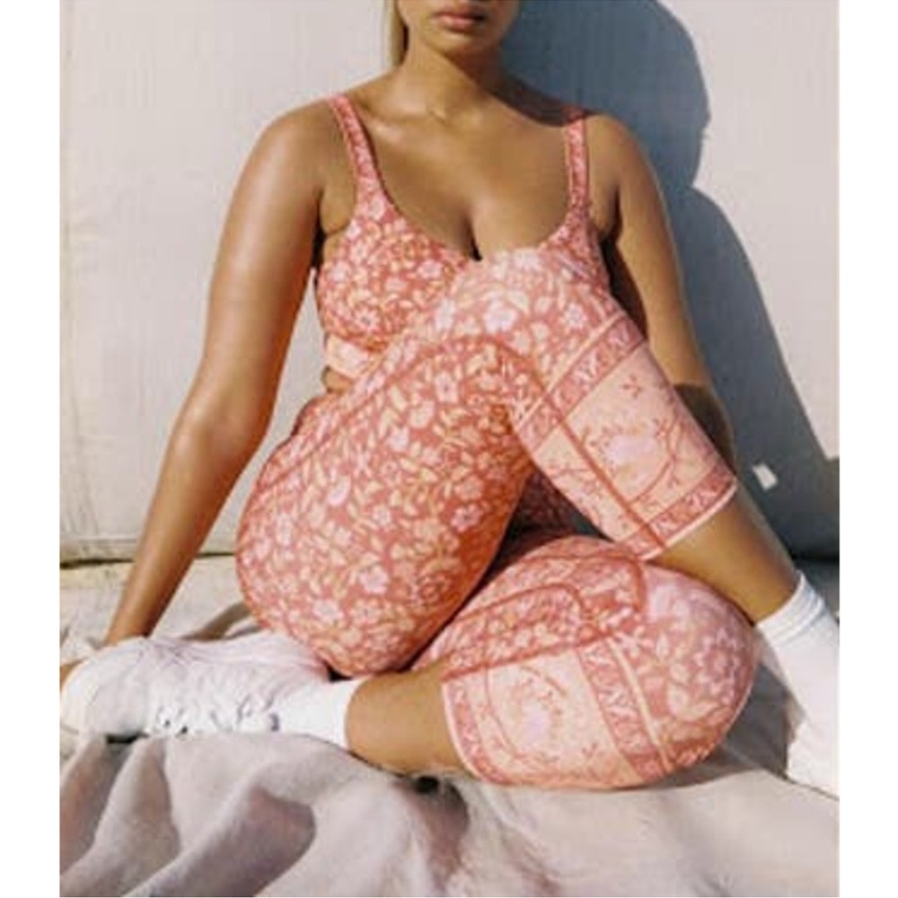 Spell & the Gypsy Collective Dahlia Terracotta 3/4 Athletic Leggings